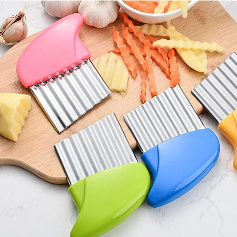 Creative Potato Chip Slicer Cutter Vegetable Fruit Corrugated Wavy Knife French Fries Potato Cutter Kitchen Gadget Accessories