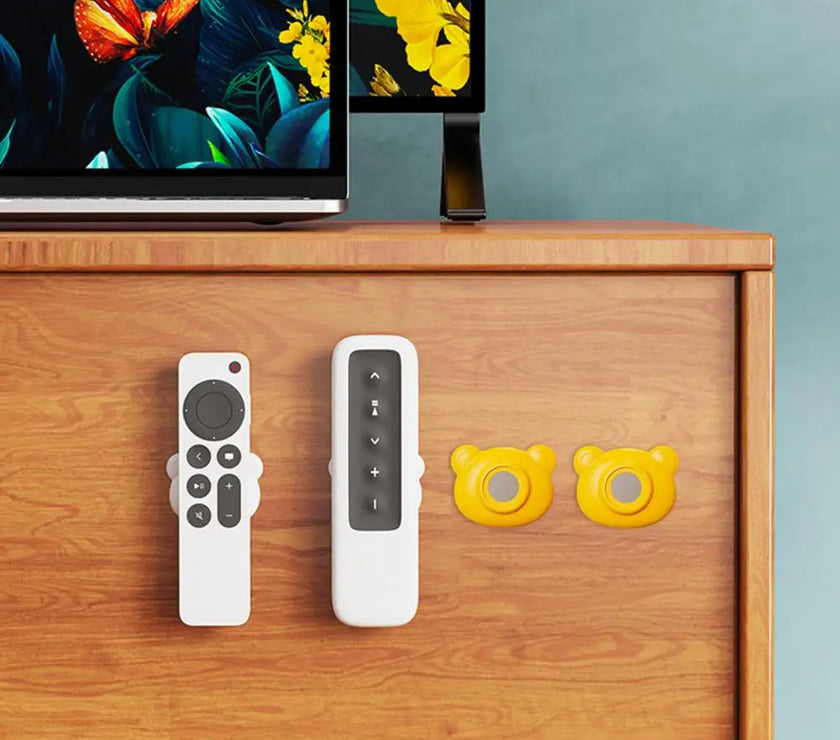Self-adhesive Magnetic Hook Adorable Cartoon Bear Magnetic Hooks for Home Organization Remote Control Storage Set of 2 Round